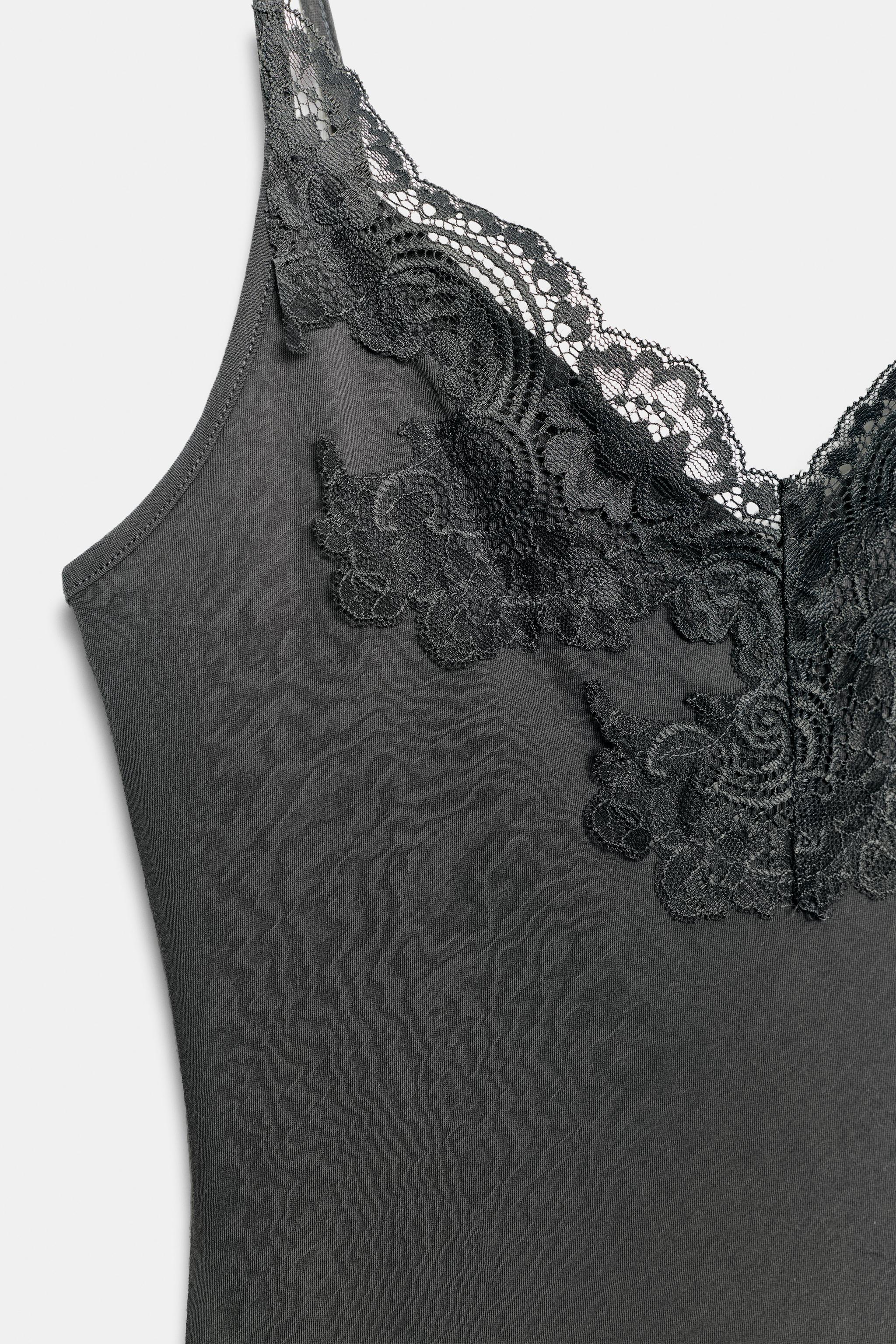TOP EN DENTELLE